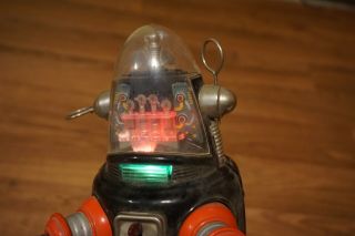 VINTAGE BATTERY OP NOMURA MECHANIZED ROBBY ROBOT JAPAN TIN TOY SPACE 10