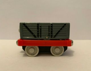 Take - along N Play Thomas Tank Engine & Friends Train Troublesome Truck Die - cast 2