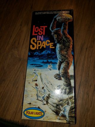 Polar Lights Lost In Space One - Eyed Monster Giant Boulders Robinson Family Open