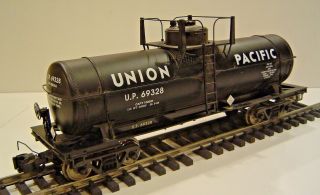 Usa Trains R15107 " G " Scale Union Pacific.  Tank Car W Metal Wheels