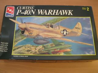 Amt/ertl 1/48 Curtiss P - 40n Warhawk 8798 Plastic Model Kit