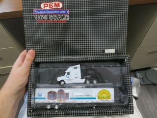 Precision Engineered Models Pem 1:64 Diecast Ppg Tractor Trailer (m75021) (