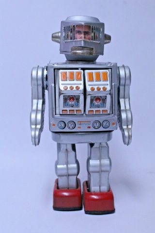 Vintage Tin Japan Battery Operated Spaceman Robot