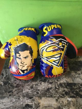Dc Comics 2006 Superman Boxing Gloves Saving The World Kelly Toy