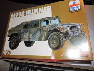 Esci 1/35th Scale U.  S.  Army M998 Hummer Model Kit (5026)