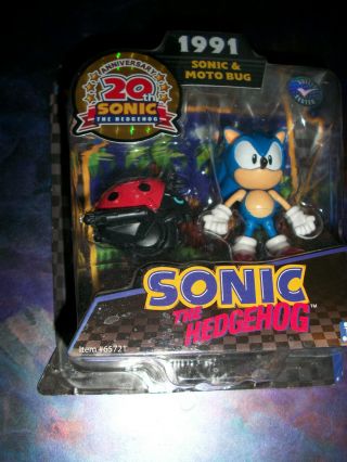 Sonic The Hedgehog 20th Anniversary 1991 Sonic & Moto Bug Figure
