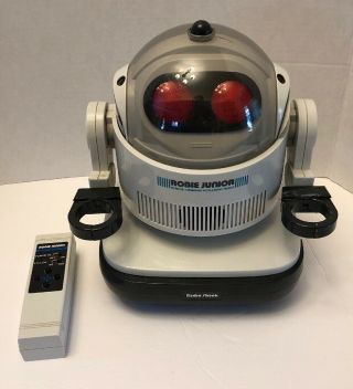 . Vintage Radio Shack Robie Junior Robot With Remote