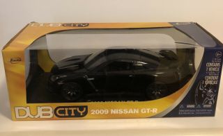 Pre Owned Dub City 2009 Black Nissan Gt - R 1:18 Scale From Jada