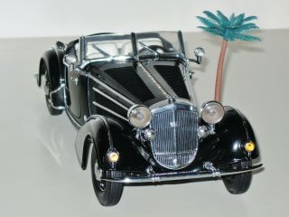 1939 Horch 855 Roadster By Sunstar 1:18 Diecast Car Black