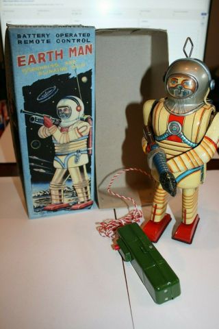 Scarce 1950 ' s Earth Man Spaceman Nomura (Japan) w/ Box 70 Years 11