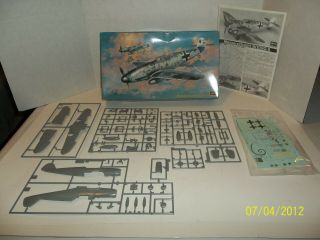 Hasegawa Messerschmitt Bf109g - 6 1/48 Scale 09147 Model Kit S7