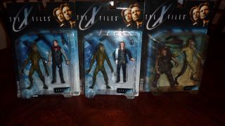 The X Files 1998 Agent Mulder - Scully - Attack Alien - Mcfarlane Toys