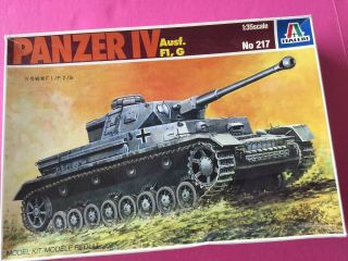 Italeri 1/35 Panzer Iv Ausf F1,  G Tank Model Kit No217 W/tamiya Equipment Set