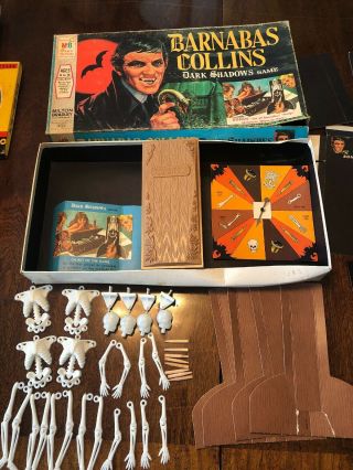 Vtg.  Barnabas Collins Dark Shadows Game (1969 Milton Bradley Complete No Fangs 21