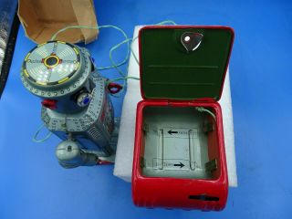 Vintage 1950 ' s R - 35 Robot Battery Operated Tin Litho Toy By Modern toys Japan 10