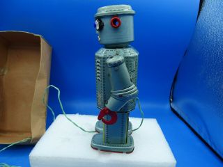 Vintage 1950 ' s R - 35 Robot Battery Operated Tin Litho Toy By Modern toys Japan 2