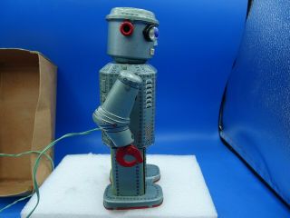 Vintage 1950 ' s R - 35 Robot Battery Operated Tin Litho Toy By Modern toys Japan 4