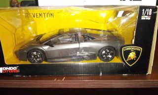 1/18 Mondo Motors Lamborghini Reventon Metallic Grey
