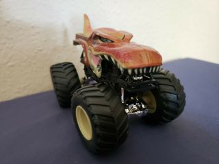 Hot Wheels Monster Jam Scooby Doo DieCast Vehicle 1:24 Jurssic Attack Mega - Wrex 7