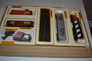 Bachmann CN Hustler 405001 CN Rail Canadian HO Train Set (no powerpack) 3
