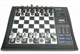 Mephisto Saitek Electronic Chess Trainer