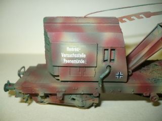 WW2 Peenemünde - HO camouflaged dbl axle flat car w/ crane & V - 1 rocket 2