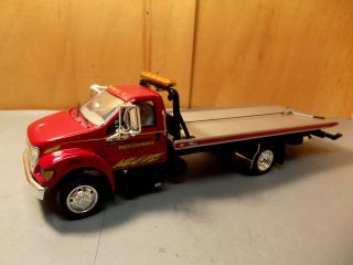 First Gear Ford F - 650 Recovery Truck 1:34 Scale