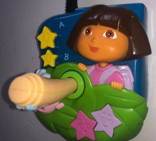 Dora the Explorer Plug and Play TV Game JAKKS TV GAMES 2005 3