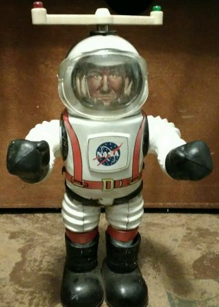 Nasa Colonel Hap Hazard Marx Tin Robot Astronaut Battery Operated Toy 1960s