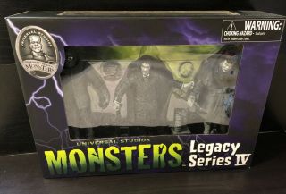 Universal Monsters Quasimodo Dr Jekyll Mr Hyde Mole Person Legacy Series IV Box 2
