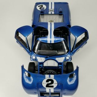 Shelby Collectibles 1966 Ford Gt40 Mkii 1/18 Diecast Model Car