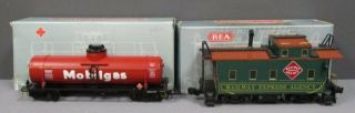 Aristo - Craft G Scale Freight Cars: 42105 Rea Caboose And 41303 Mobilgas Tank [2]