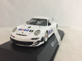 1/43 Minichamps Porsche 911 GT3 RSR,  Mobil 1 4