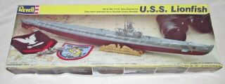 Revell U.  S.  S.  Lionfish Wwii Us Navy Submarine Model Kit 5228 Bag