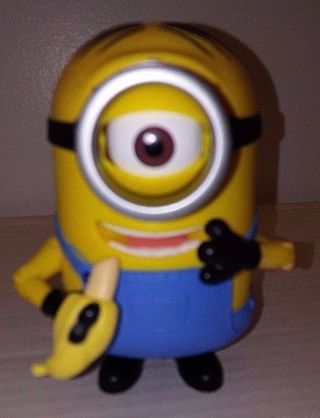 Despicable Me 2 Deluxe Action Figure - Stuart With Banana Thinkway Toys Minion