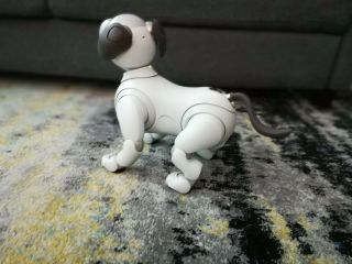 SONY AIBO ERS - 1000 Robot Dog,  US Limited Edition (Not a Japanese Import) 10
