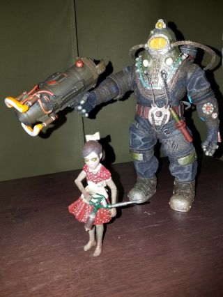 Neca Action Figures - Bioshock 2 Subject Omega And Little Sister -