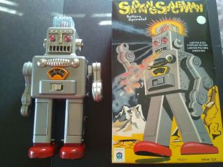 Smoking Spaceman Robot Tin Toy Battery Operated Silver Edition