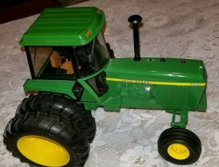 1/16 Diecast John Deere 4630 Tractor With Cab 1:16