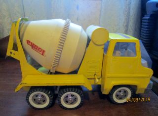 1970’S TONKA YELLOW & WHITE STEEL 14” CEMENT MIXER TRUCK WITH TILT BED 2
