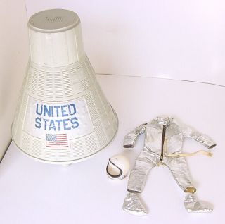 1966 Hasbro Gi Joe Official Space Capsule Usa Gray W Space Suit & Helmet