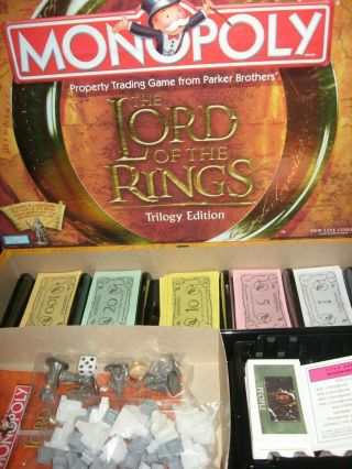 Monopoly Lord Of The Rings Trilogy Edition Board Game W/ Ring { 99.  9 Complete }
