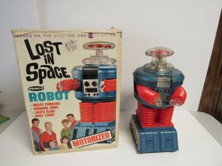 1966 Remco Lost In Space Motorized Robot W/original Box