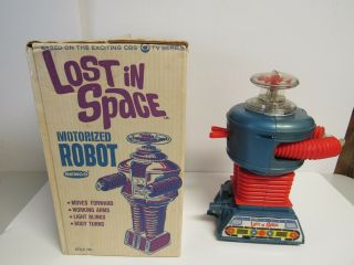 1966 Remco Lost In Space Motorized Robot w/Original Box 2