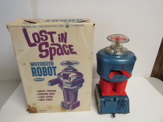 1966 Remco Lost In Space Motorized Robot w/Original Box 3