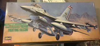 Hasegawa General Dynamics F - 16a Plus Fighting Falcon 1/72