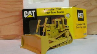 Ertl 1:50 Scale Cat Caterpillar D10n Track Type Tractor Dozer W/box 2436