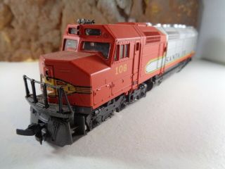 Lima Ho Scale Fp - 45 Diesel Locomotive " Santa Fe " No.  106 With Lights 5 - 82 - 5