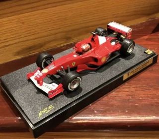 Hot Wheels Racing Michael Schumacher Ferrari F1 2000 World Champion1:18 Scale