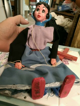 Vintage Snow White Disney Production Made In Mexican String Puppet Marionette